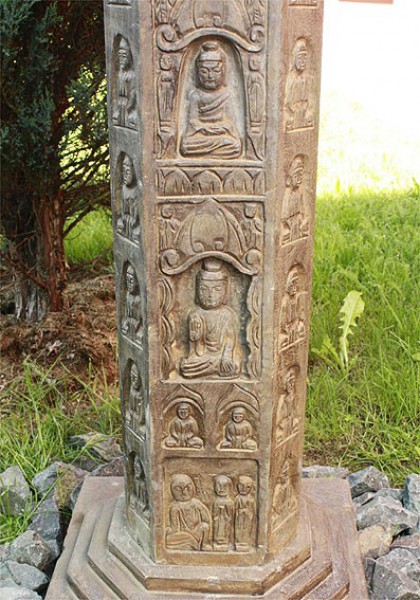 Buddha Pagode aus Granit  174cm | Asiatische Steinlampen 