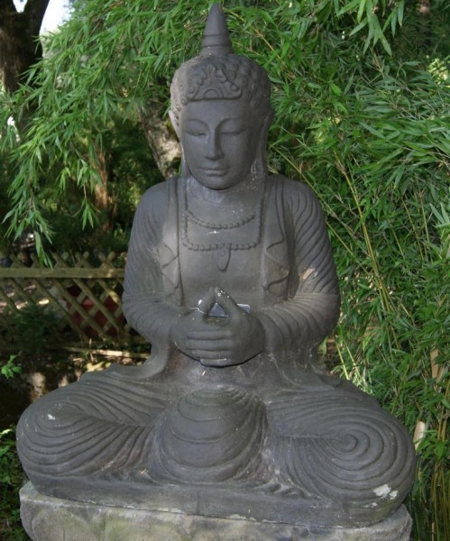 Buddha mit Spitze auf dem Kopf | Buddha sitzend | Buddha Steinfiguren 