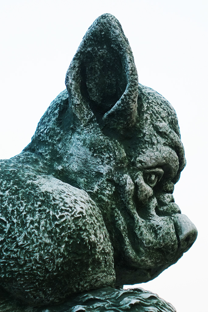 Grübelnder Gargoyle