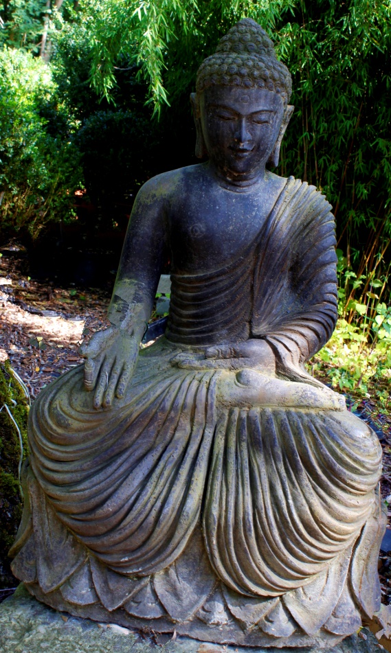 Buddha mit Gewand - Antikfinish 80cm