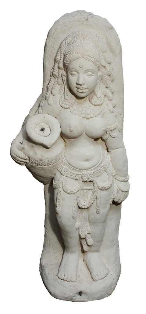 Apsara - Brunnenfigur