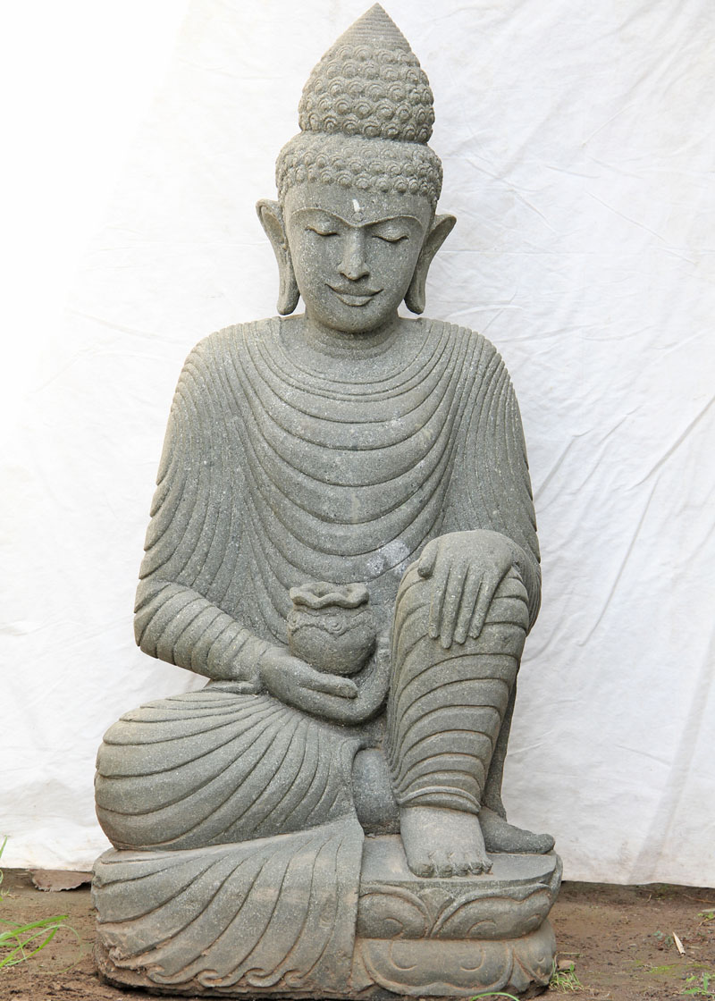 Buddha mit Gewand auf Lotusblume - ca. 103cm