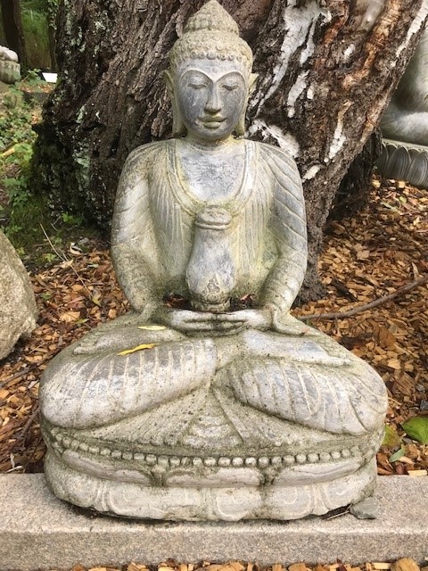 Buddha sitzend mit Krug - 60cm